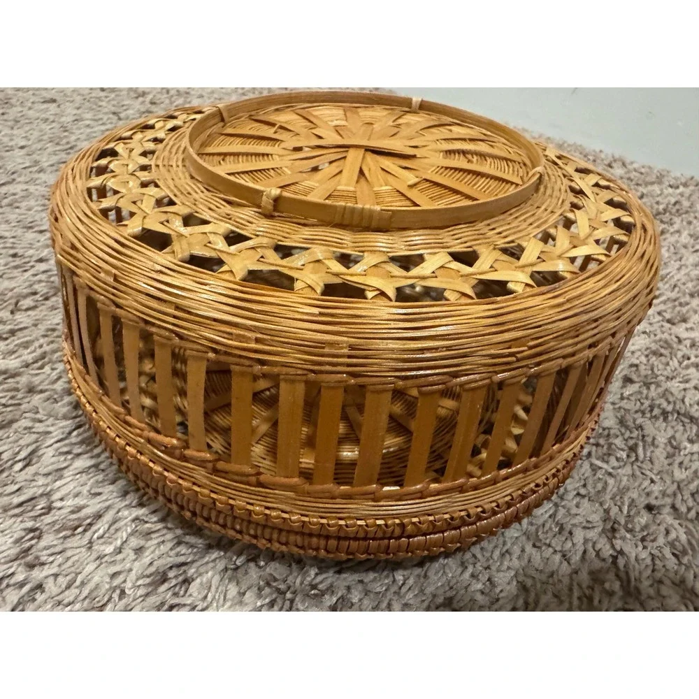 Vintage Woven Lidded Basket – Boho Storage Décor‎